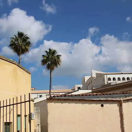 Bed&breakfasts Conte Perollo 3*