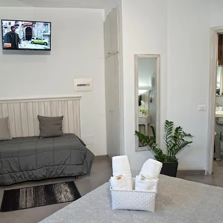 ゲストハウス Bed & Breakfasts Conte Perollo シャッカ
