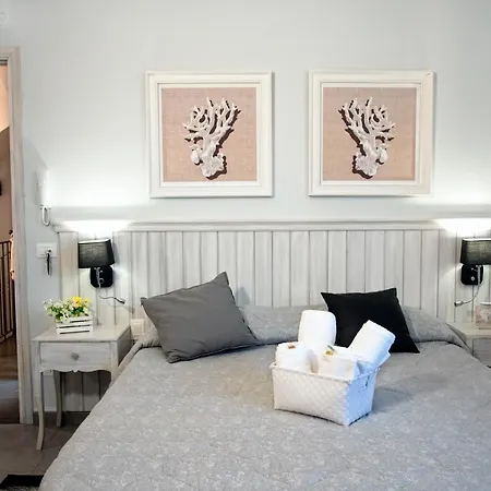 Bed & Breakfasts Conte Perollo Konukevi 4*
