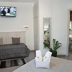 게스트하우스 Bed & Breakfasts Conte Perollo 취아카