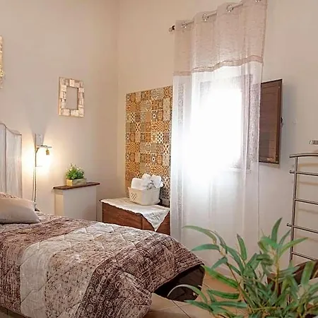 Bed & Breakfasts Conte Perollo 4*