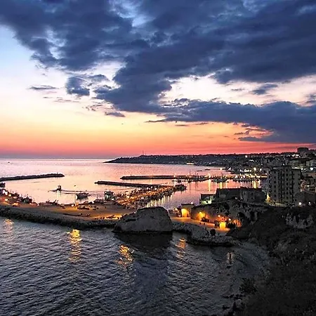 Bed & Breakfasts Conte Perollo Pensjonat 4*