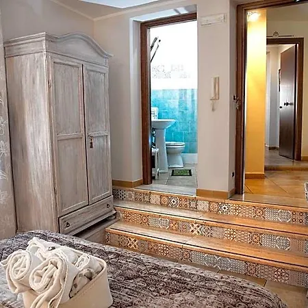Pensjonat Bed & Breakfasts Conte Perollo 4*