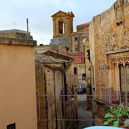 Pensjonat Bed & Breakfasts Conte Perollo 4*