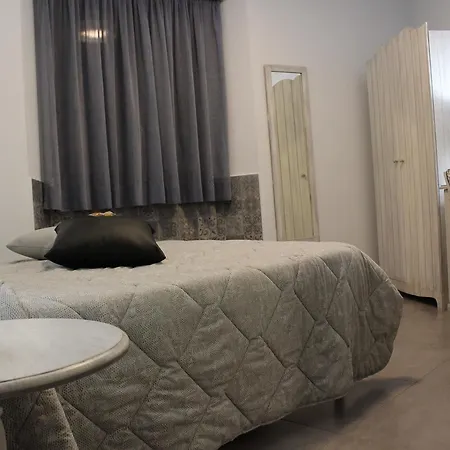 Bed & Breakfasts Conte Perollo Guest house