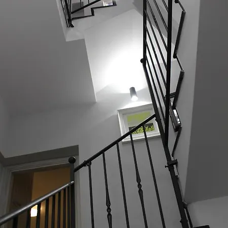 Bed & Breakfasts Conte Perollo 4*