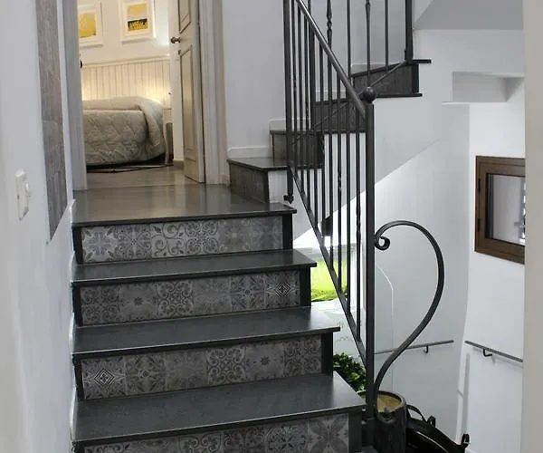 게스트하우스 Bed & Breakfasts Conte Perollo 취아카