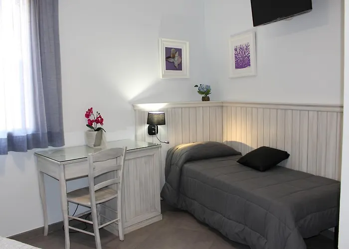 Bed & Breakfasts Conte Perollo 4* 취아카