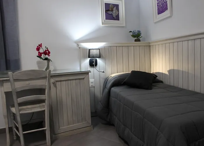 Bed & Breakfasts Conte Perollo 4*