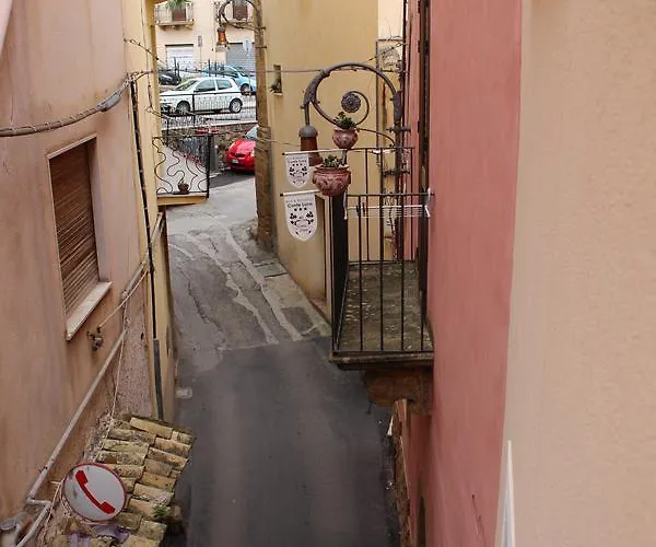 Bed & Breakfasts Conte Perollo Pensjonat Sciacca